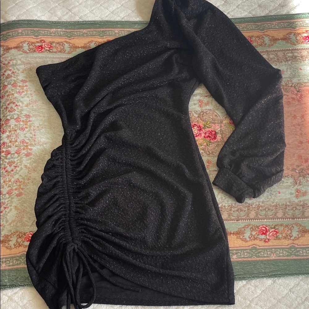 Cocktail Date Night Black One-Shoulder Dress|Large|EUC